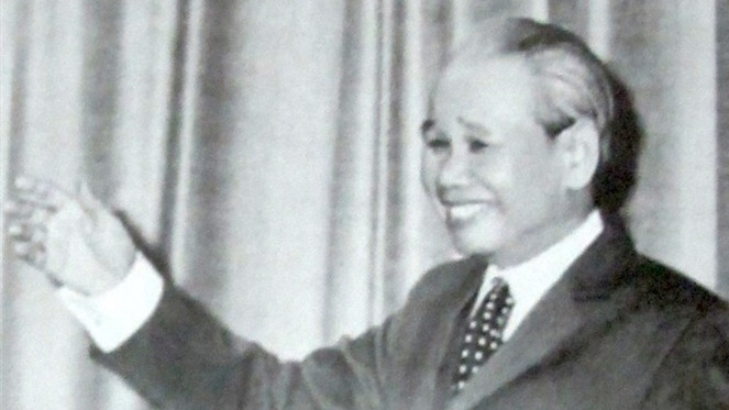 Tư thế và nụ cười Xuân Thủy. (Ảnh tư liệu) Đồng chí Xuân Thủy - một đại biểu Quốc hội mẫu mực, nhà báo tài năng