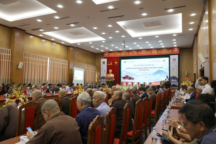 Các đại biểu tham dự Hội thảo Giải pháp bảo tồn, phát huy giá trị không gian văn hóa Phật giáo Bắc Giang - Tây Yên Tử -0