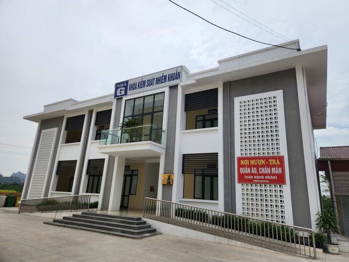 Tòa nhà Khoa Kiểm soát nhiễm khuẩn của Trung tâm Y tế thị xã Kinh Môn mới được khánh thành Tổng Thư ký Quốc hội Bùi Văn Cường tham dự chương trình an sinh xã hội tại Hải Dương -0