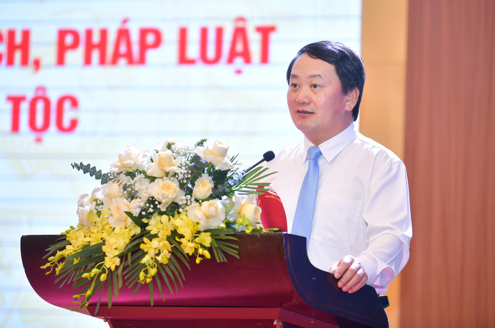 Bộ trưởng, Chủ nhiệm Uỷ ban Dân tộc Hầu A Lềnh phát biểu. Ảnh: H.Ngọc Bộ trưởng, Chủ nhiệm Uỷ ban Dân tộc Hầu A Lềnh phát biểu- Ảnh H.Ngọc