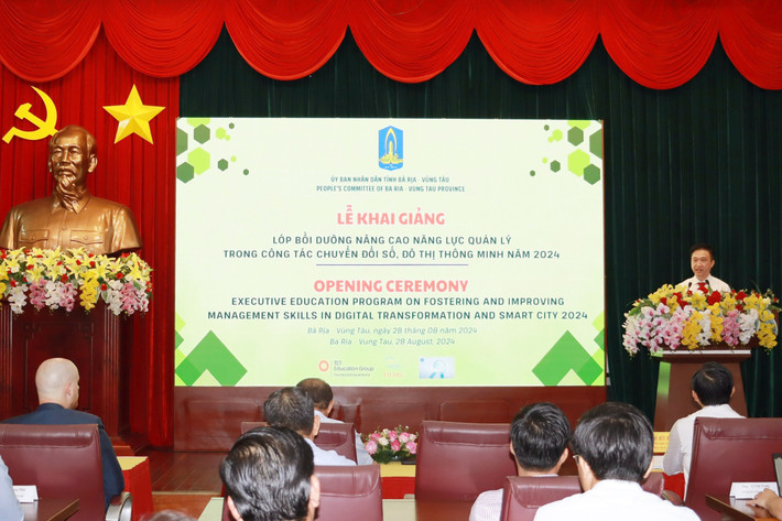 Khai giảng lớp bồi dưỡng “Nâng cao năng lực quản lý trong công tác chuyển đổi số, đô thị thông minh năm 2024" tại Bà Rịa - Vũng Tàu Khai giảng lớp bồi dưỡng “Nâng cao năng lực quản lý trong công tác chuyển đổi số, đô thị thông minh năm 2024" tại Bà Rịa - Vũng Tàu