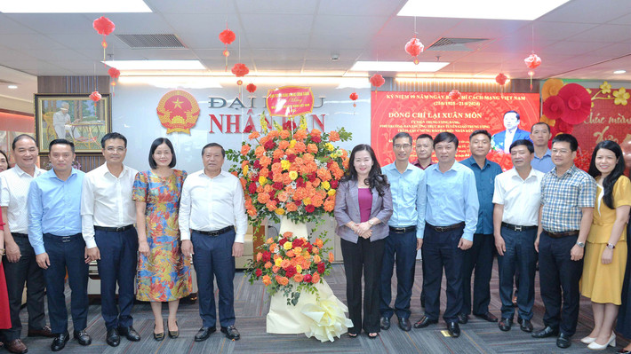 Phó Trưởng Ban Thường trực Ban Tuyên giáo Trung ương Lại Xuân Môn thăm, chúc mừng Báo Đại biểu Nhân dân ảnh 6 Phó Trưởng Ban Thường trực Ban Tuyên giáo Trung ương Lại Xuân Môn thăm, chúc mừng Báo Đại biểu Nhân dân -0