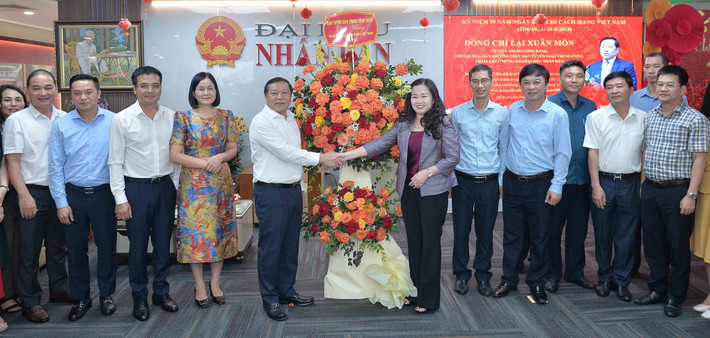 Phó Trưởng Ban Thường trực Ban Tuyên giáo Trung ương Lại Xuân Môn thăm, chúc mừng Báo Đại biểu Nhân dân ảnh 5 Phó Trưởng Ban Thường trực Ban Tuyên giáo Trung ương Lại Xuân Môn thăm, chúc mừng Báo Đại biểu Nhân dân -0