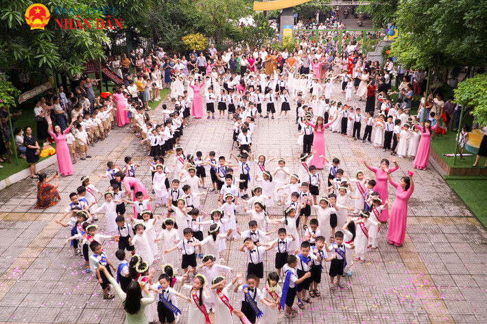 Lễ bế giảng năm học 2023-2024 của Trường Mầm non Ngô Thì Nhậm (phường Quang Trung, quận Hà Đông) Hàng nghìn học sinh tại Hà Nội tham gia lễ bế giảng năm học 2023-2024 -0