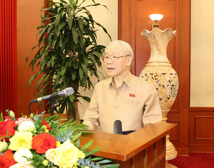 Tổng Bí thư Nguyễn Phú Trọng gặp mặt đại biểu điển hình tiêu biểu toàn quốc học tập và làm theo tư tưởng, đạo đức, phong cách Hồ Chí Minh ảnh 2 Tổng Bí thư Nguyễn Phú Trọng gặp mặt đại biểu điển hình tiêu biểu toàn quốc học tập và làm theo tư tưởng, đạo đức, phong cách Hồ Chí Minh -0