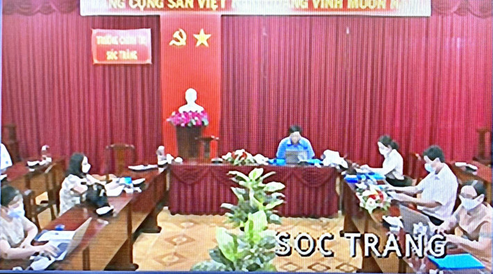 Các đại biểu và báo cáo viên tham gia lớp tập huấn tại Sóc Trăng Ảnh: Tùng Dương Các đại biểu và báo cáo viên tham gia lớp tập huấn tại Sóc Trăng