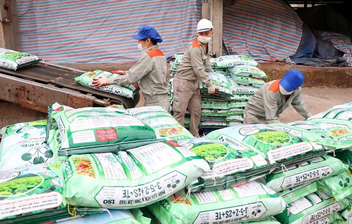 Ảnh minh họa. Nguồn: ITN Đề xuất áp thuế suất 5% với mặt hàng phân bón thay vì không chịu thuế như hiện tại -0
