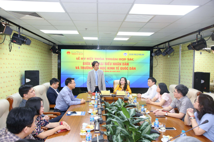 Báo Đại biểu Nhân dân ký kết thỏa thuận hợp tác với Trường Đại học Kinh tế Quốc dân ảnh 6 Báo Đại biểu Nhân dân ký kết thỏa thuận hợp tác với Trường Đại học Kinh tế Quốc dân -0