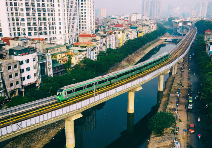 Hà Nội: Tập trung gỡ vướng tại các công trình chỉnh trang đô thị ảnh 1 Hiện nay thành phố Hà Nội mới có 1 tuyến đường sắt đô thị hoạt động.