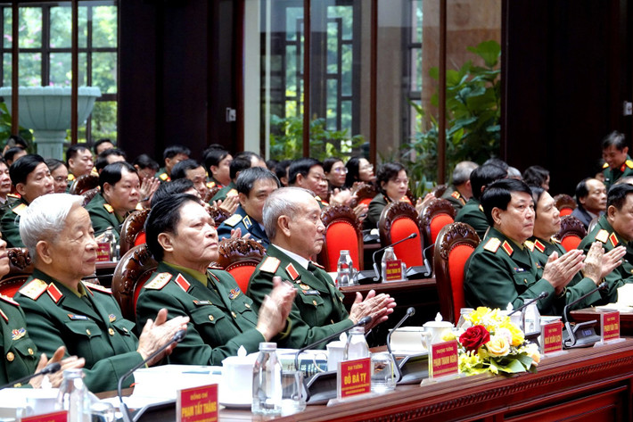 Các đại biểu tham dự Hội thảo Kỷ niệm 50 năm Chiến thắng Hà Nội - Điện Biên Phủ trên không:Một mốc son chói lọi trong lịch sử dân tộc Việt Nam -0