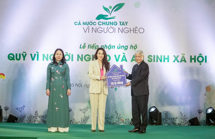 Công ty CP Thực phẩm Sữa TH - 15 năm miệt mài “Vì hạnh phúc đích thực” của cộng đồng ảnh 1 TH thông qua Quỹ Vì tầm vóc Việt ủng hộ Quỹ Vì người nghèo và an sinh xã hội nhiều năm qua.