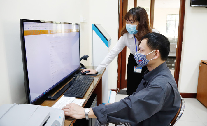 Nâng cấp cơ sở vật chất, hạ tầng công nghệ thông tin cho bộ phận một cửa. Nguồn: ITN Nâng cấp cơ sở vật chất, hạ tầng công nghệ thông tin cho bộ phận 1 cửa