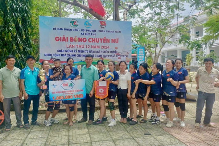 Đây là lần thứ 12 xã Đức Phú tổ chức giải bóng chuyền nữ Bình Thuận: Sôi nổi Giải bóng chuyền nữ xã Đức Phú chào mừng Quốc khánh 2.9 -0