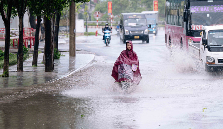 Một số nơi có tình trạng ngập nước do mưa kéo dài. Ảnh; Đức Huy Hà Nam: Ứng phó với bão số 3 theo phương châm “4 tại chỗ”, “xử lý giờ đầu” -0