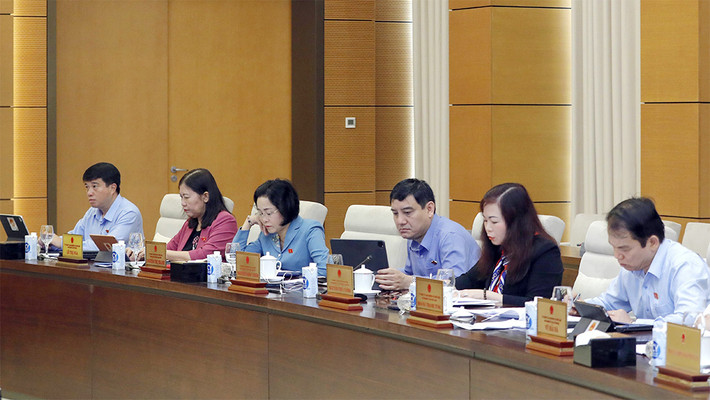 Cần thiết có Bộ Nhận diện Quốc hội Việt Nam ảnh 2 Cần thiết có Bộ Nhận diện Quốc hội Việt Nam -1
