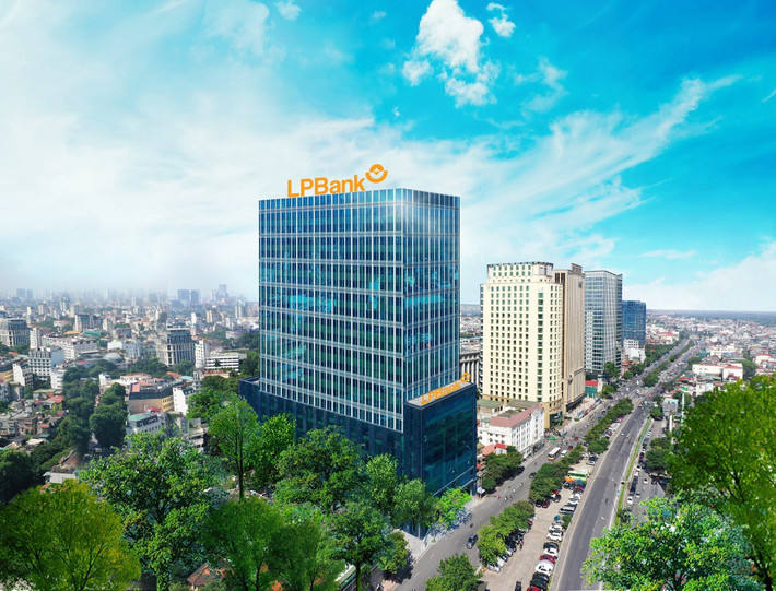 LPBank công bố tài liệu trình đại hội đồng cổ đồng thường xuyên năm 2024 -0