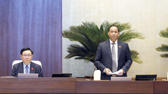 Phó Chủ tịch Quốc hội Trần Quang Phương điều hành Kỳ họp. Ảnh: Hồ Long Tạo gắn kết chặt chẽ trong quản lý nhà nước về phòng, chống bạo lực gia đình -0