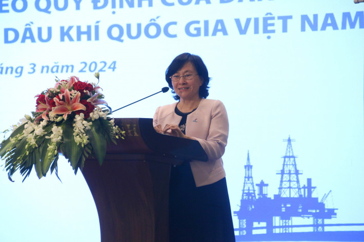 Petrovietnam tổ chức hội thảo nâng cao hiệu quả tiếp nhận, xử lý đơn thư ảnh 4 Chủ nhiệm Ủy ban Kiểm tra Đảng ủy Tập đoàn Bùi Thị Nguyệt phát biểu kết luận Hội thảo. Ảnh: PVN