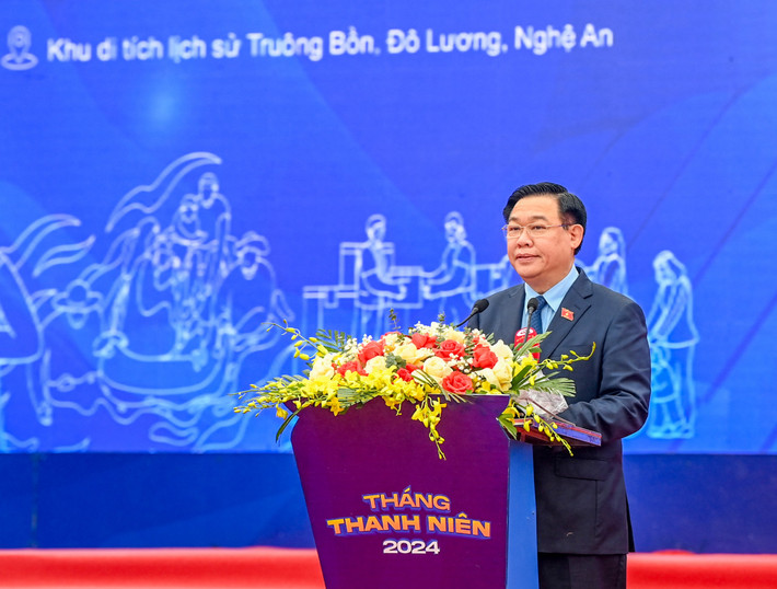Chủ tịch Quốc hội Vương Đình Huệ: Làm rạng ngời hình ảnh thanh niên Việt Nam thời đại mới Chủ tịch Quốc hội Vương Đình Huệ: Làm rạng ngời hình ảnh thanh niên Việt Nam thời đại mới