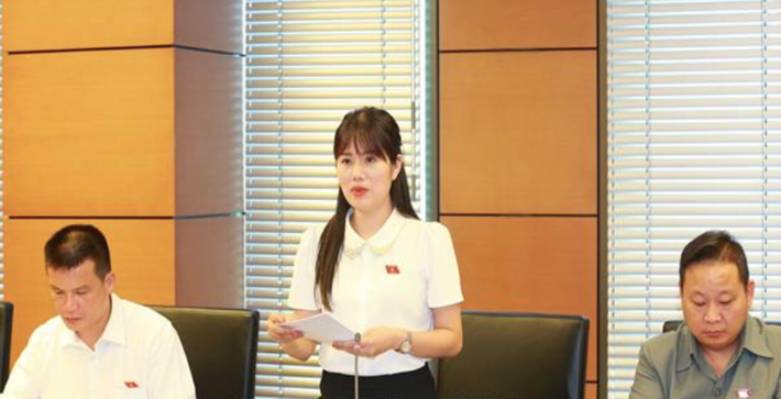 Ảnh: H. Long ĐBQH Vương Thị Hương (Hà Giang) - ảnh: Hồ Long