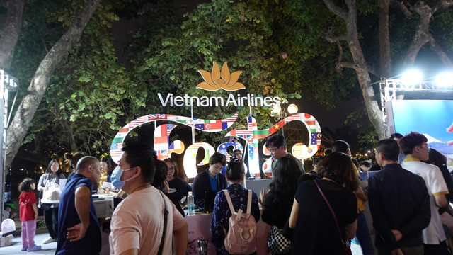 “Vietnam Airlines Festa – Experience Day” tràn ngập vé ưu đãi bay quốc tế ảnh 2 “Vietnam Airlines Festa – Experience Day” tràn ngập vé ưu đãi bay quốc tế -0