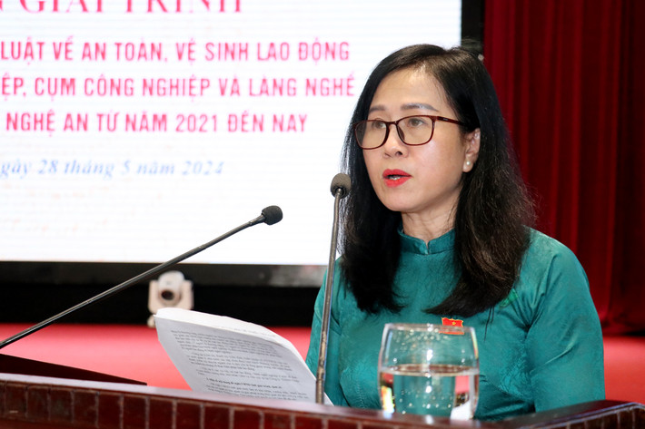 Phó Trưởng Ban Văn hóa - Xã hội HĐND tỉnh tỉnh Nghệ An Lục Thị Liên phát biểu Nghệ An: Có giải pháp quyết liệt để khắc phục những hạn chế trong việc chấp hành pháp luật về an toàn, vệ sinh lao động -0