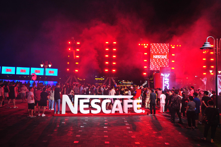 Hàng nghìn người dân và du khách thưởng thức trải nghiệm đa giác quan NESCAFÉ tại Bến Bạch Đằng Chuỗi hoạt động “Khơi mở thế giới của bạn” của NESCAFÉ thu hút hàng nghìn người tham gia, trải nghiệm -0