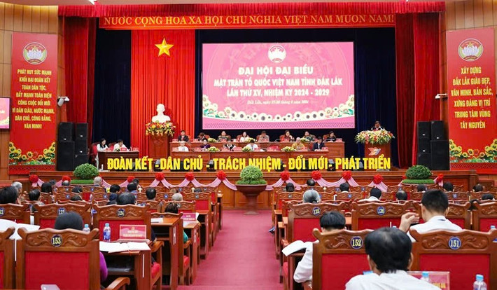 Quang cảnh buổi họp Phiên họp thứ nhất Đại hội đại biểu MTTQ Việt Nam tỉnh Đắk Lắk khoá XV -0