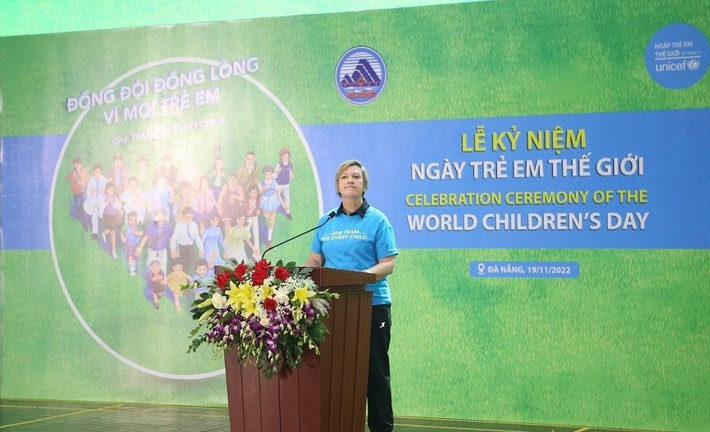 Trưởng Đại diện UNICEF Việt Nam Rana Flowers. Nguồn: ITN Ngày Trẻ em thế giới (20.11): Thúc đẩy quyền trẻ em -0