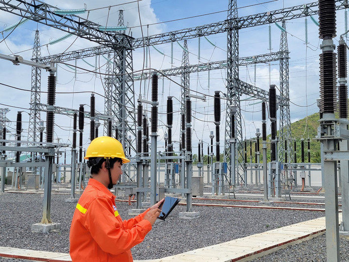 Bảo đảm vận hành an toàn, ổn định lưới điện truyền tải. Nguồn: ITN Bảo đảm vận hành an toàn, ổn định lưới điện truyền tải