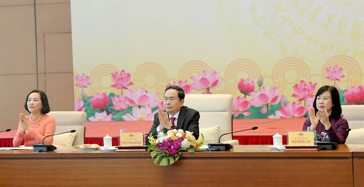 Chủ tịch Quốc hội Trần Thanh Mẫn: Cùng nhau lan tỏa tinh thần, nghĩa cử cao đẹp của hoạt động hiến máu tình nguyện ảnh 2 Chủ tịch Quốc hội Trần Thanh Mẫn: Cùng nhau lan tỏa tinh thần, nghĩa cử cao đẹp của hoạt động hiến máu tình nguyện -0
