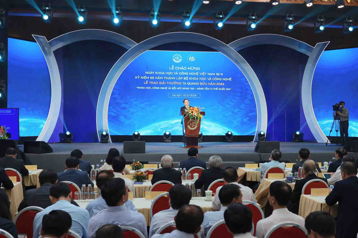 Bộ trưởng Bộ Khoa học và Công nghệ Huỳnh Thành Đạt phát biểu khai mạc Lễ chào mừng Ngày Khoa học và Công nghệ Việt Nam Thủ tướng Chính phủ Phạm Minh Chính dự Lễ chào mừng Ngày Khoa học và Công nghệ Việt Nam -0