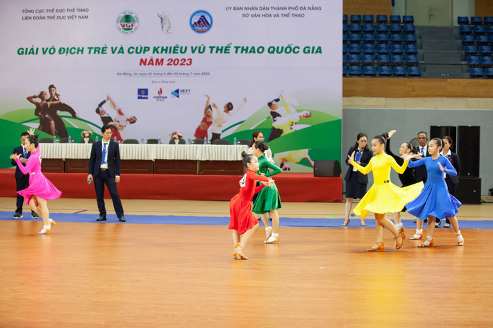 Nội dung đơn nữ thiếu niên có số lượng vận động viên đông nhất, 80 người Khiêu vũ thể thao đang phát triển mạnh -0