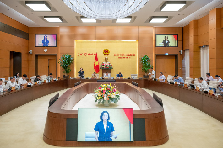Phiên họp thứ 36 của Ủy ban Thường vụ Quốc hội. Ảnh: Lâm Hiển Bảo đảm có trọng điểm, khoa học, hợp lý, hiệu quả -0