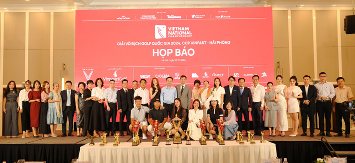Ban Tổ chức và các đại biểu, đơn vị đồng hành tại họp báo Giải Vô địch Golf Quốc gia 2024, Cúp VinFast - Hải Phòng: Bệ phóng cho tài năng golf Việt bay cao -0