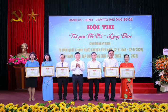 Long Biên: Khơi dậy niềm tự hào, truyền thống văn hóa, lịch sử phường Bồ Đề ảnh 4 Long Biên:Khơi dậy niềm tự hào, truyền thống văn hóa, lịch sử phường Bồ Đề -0