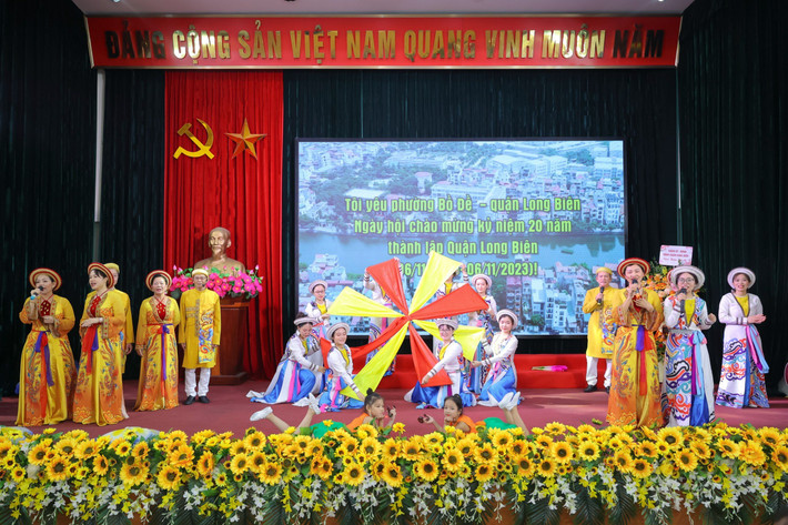 Long Biên: Khơi dậy niềm tự hào, truyền thống văn hóa, lịch sử phường Bồ Đề ảnh 3 Long Biên:Khơi dậy niềm tự hào, truyền thống văn hóa, lịch sử phường Bồ Đề -0