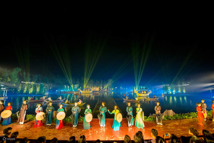 Vở diễn Tinh hoa Bắc Bộ - Nguồn: Klook Vở diễn Tinh hoa Bắc Bộ - Nguồn: Klook