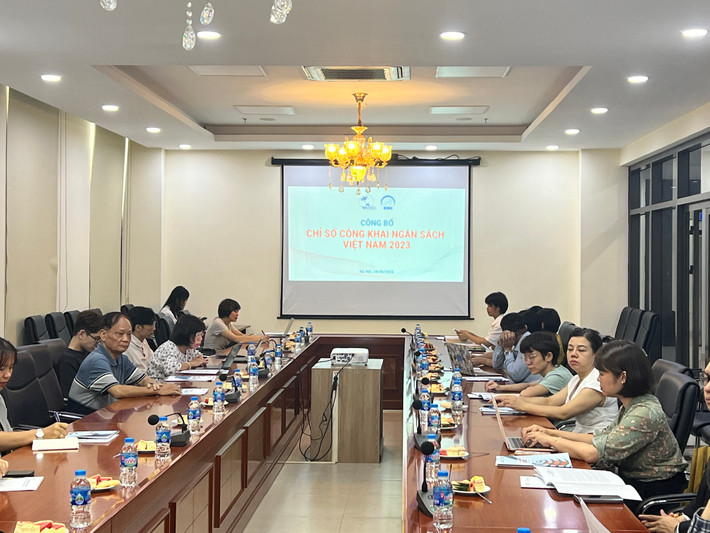 Bước tiến trong minh bạch ngân sách ảnh 1 Khảo sát công khai ngân sách được thực hiện 2 năm một lần. Ảnh: Vũ Quang