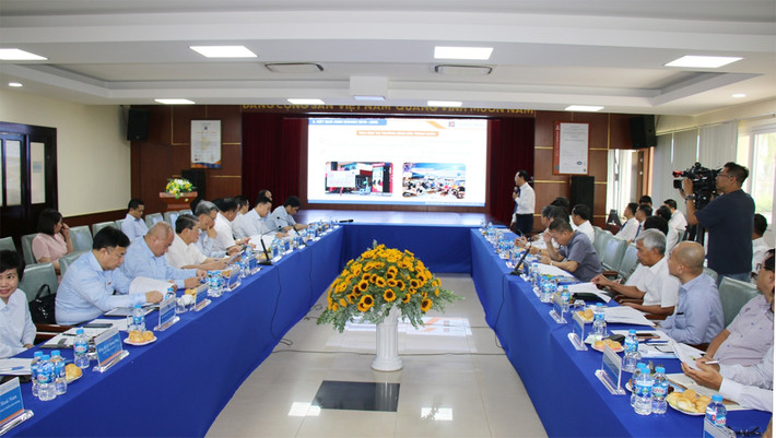 Phó Chủ tịch Quốc hội Nguyễn Đức Hải làm việc với Công ty Xăng dầu Khu vực II về phát triển năng lượng ảnh 4 Phó Chủ tịch Quốc hội Nguyễn Đức Hải làm việc với Công ty Xăng dầu Khu vực II về phát triển năng lượng -2