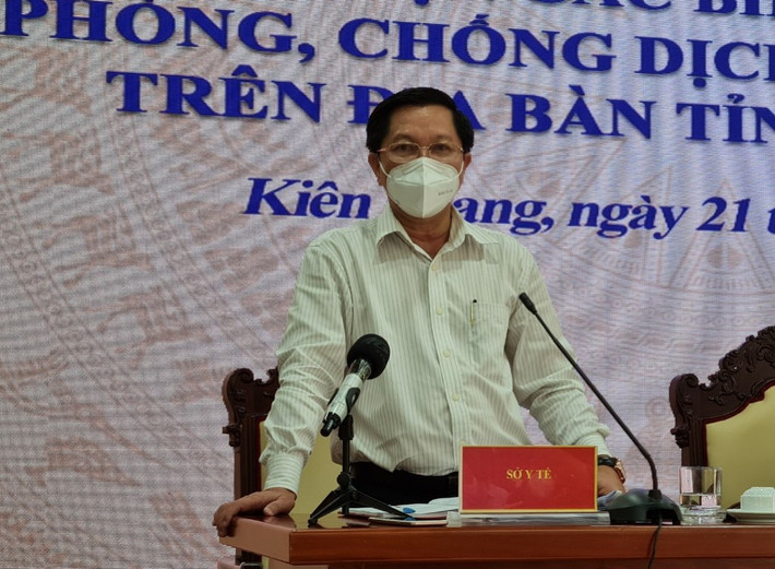 Ông Hà Văn Phúc, nguyên giám đốc Sở Y tế Kiên Giang đã bị xử lý kỷ luật bằng hình thức cảnh cáo vì những sai phạm trong việc quản lý, điều hành Khởi tố vụ án mua sắm sinh phẩm, kist test Công ty Việt Á