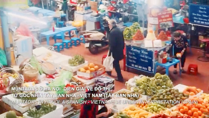 Bộ phim "Muntadas ở Hà Nội: Diễn giải về đô thị từ góc nhìn Tây Ban Nha - Việt Nam" theo chân nghệ sĩ Antoni Muntadaskhám phá Hà Nội Góp tiếng nói về phát triển bền vững -0