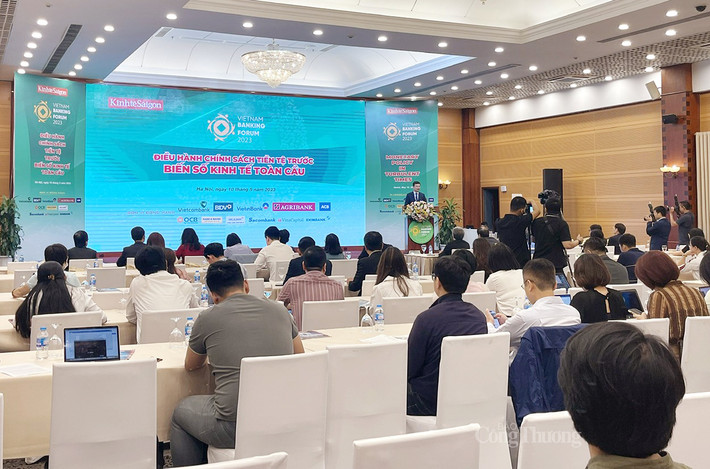 Quang cảnh diễn đàn Linh hoạt điều hành chính sách tiền tệ đáp ứng mục tiêu phục hồi kinh tế -0