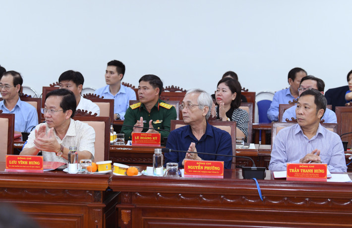 Các đại biểu dự cuộc làm việc. Ảnh: Lâm Hiển dsc-6756.jpg