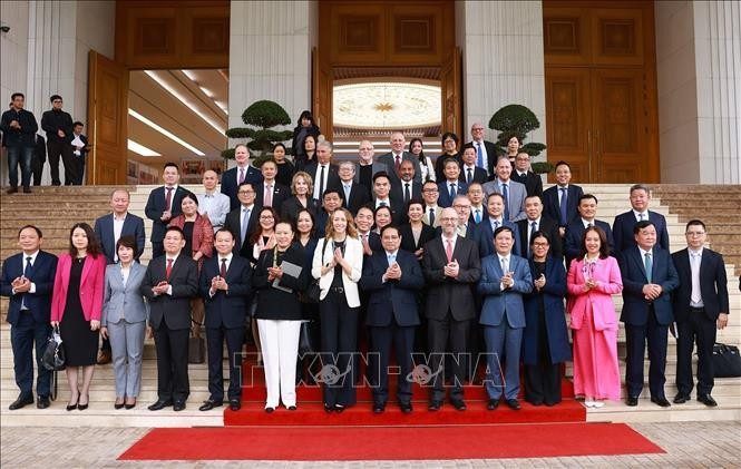 Thủ tướng Phạm Minh Chính với các doanh nghiệp Hoa Kỳ. Ảnh: Dương Giang/TTXVN Thủ tướng Phạm Minh Chính với các doanh nghiệp Hoa Kỳ. Ảnh: Dương Giang/TTXVN