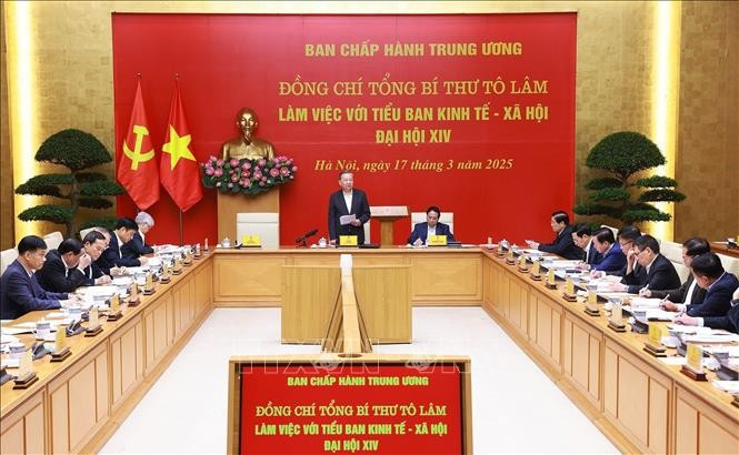 Quang cảnh buổi làm việc. Ảnh: Dương Giang/TTXVN tbt-2.jpg