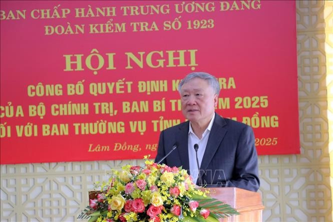 Phó Thủ tướng Thường trực Nguyễn Hòa Bình phát biểu tại buổi làm việc. Ảnh Chu Quốc Hùng/TTXVN Phó Thủ tướng Thường trực Nguyễn Hòa Bình phát biểu tại buổi làm việc. Ảnh Chu Quốc Hùng/TTXVN