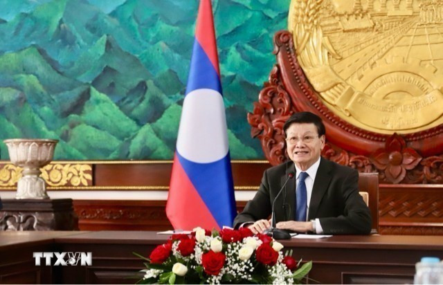 Tổng Bí thư, Chủ tịch nước Lào Thongloun Sisoulith hội đàm trực tuyến với Chủ tịch nước Lương Cường. (Ảnh: Xuân Tú/TTXVN) Tổng Bí thư, Chủ tịch nước Lào Thongloun Sisoulith hội đàm trực tuyến với Chủ tịch nước Lương Cường. (Ảnh: Xuân Tú/TTXVN)