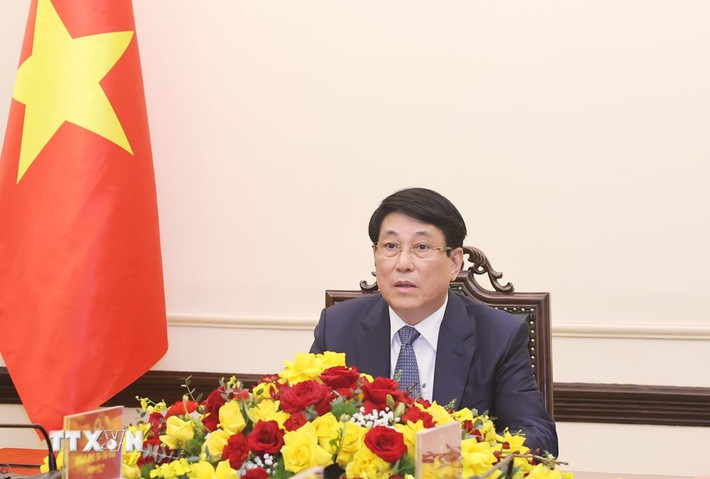 Chủ tịch nước Lương Cường hội đàm trực tuyến với Tổng Bí thư, Chủ tịch nước Lào Thongloun Sisoulith. (Ảnh: Lâm Khánh/TTXVN) Chủ tịch nước Lương Cường hội đàm trực tuyến với Tổng Bí thư, Chủ tịch nước Lào Thongloun Sisoulith. (Ảnh: Lâm Khánh/TTXVN)