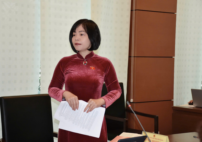 ĐBQH Nguyễn Thanh Cầm (Tiền Giang) phát biểu. Ảnh: Bách Hợp z6310357998974-1a0259855ffa49981611f9d78c3ef2cd.jpg
